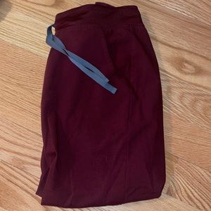 Zamora Jogger Scrub Pants - Burgundy